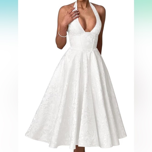 Elegant White Floral Midi Dress - Picture 1 of 2